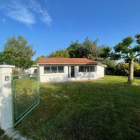 Maison Dans Le Quartier Calme De La Hume Vakantiehuis